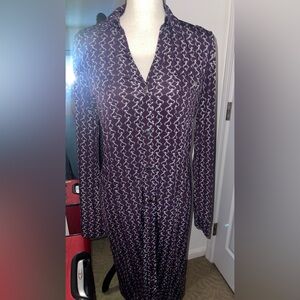 Michael Kors Purple Patterned Button-Front Dress
PTP 20’
Length 40’